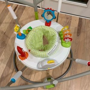 Skip Hop Explore & more Foldaway  Bouncer